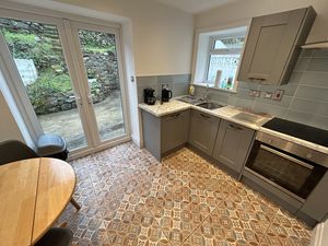 Photo 24- click for photo gallery